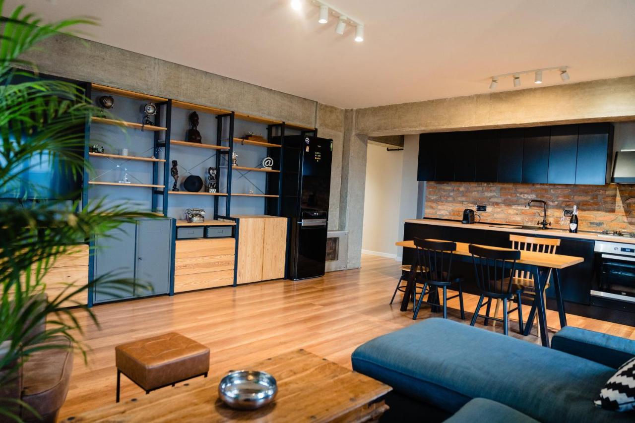 Rooftop Apt With Large Harbor View Terrace คอนสตันซา ภายนอก รูปภาพ